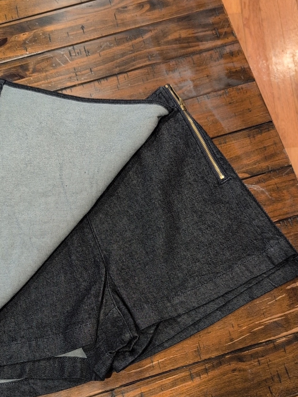 J. Crew Denim Skort Dark Wash NWT - Picture 3 of 7